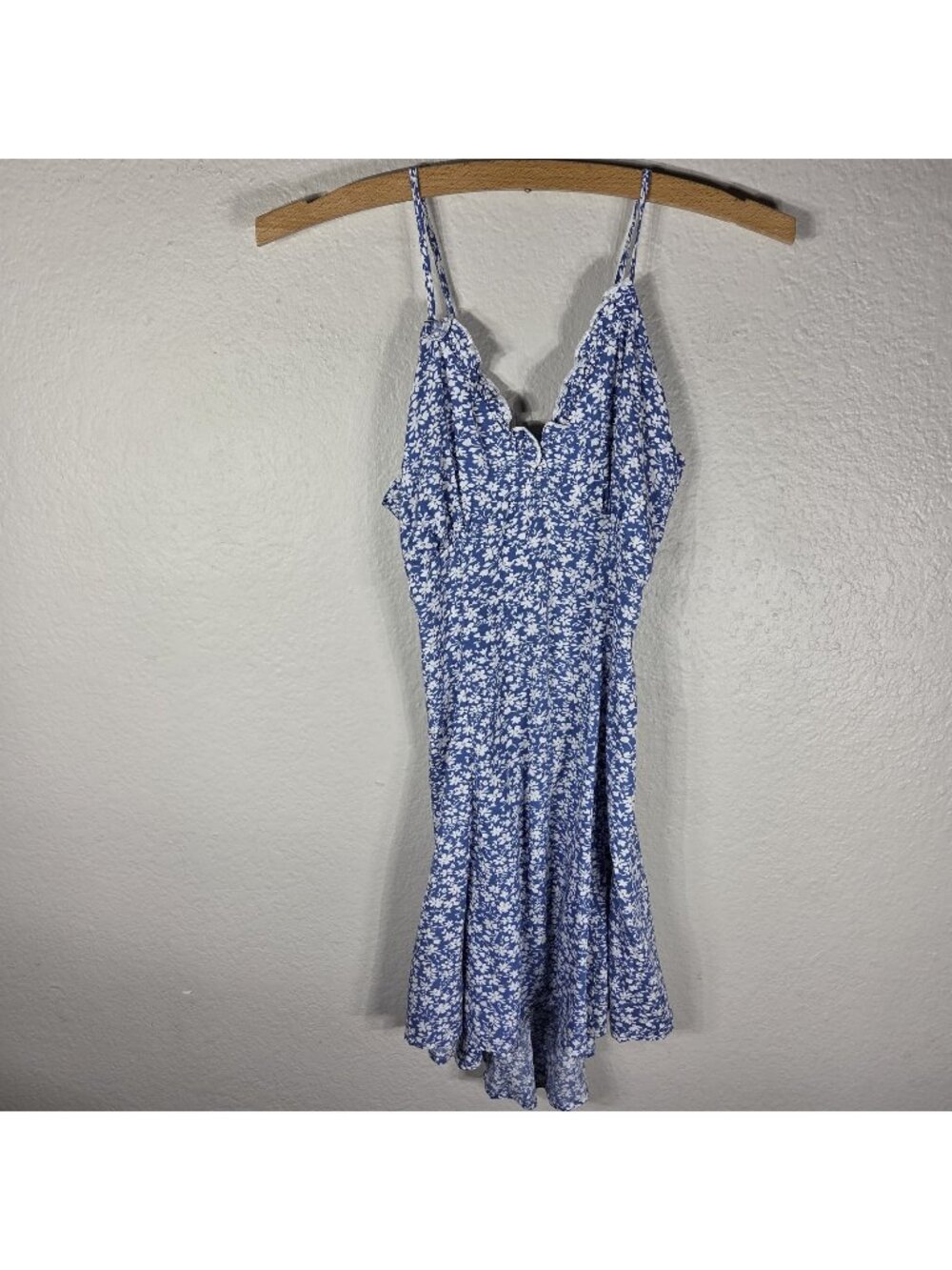 Cider Ditsy Blue Floral Fit & Flare Mini Dress XS Ruffle V-Neck Open Back